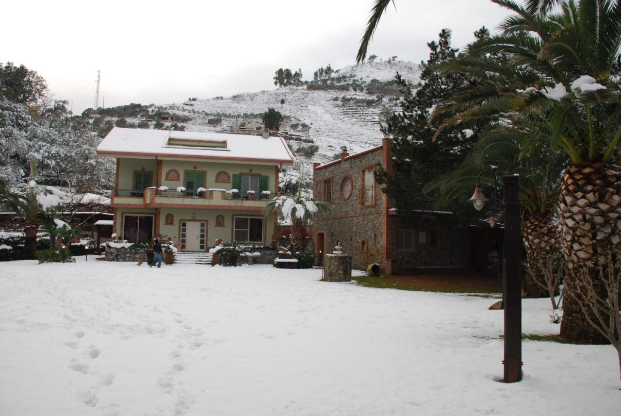 B&B Villa Alba เมสซีนา ภายนอก รูปภาพ