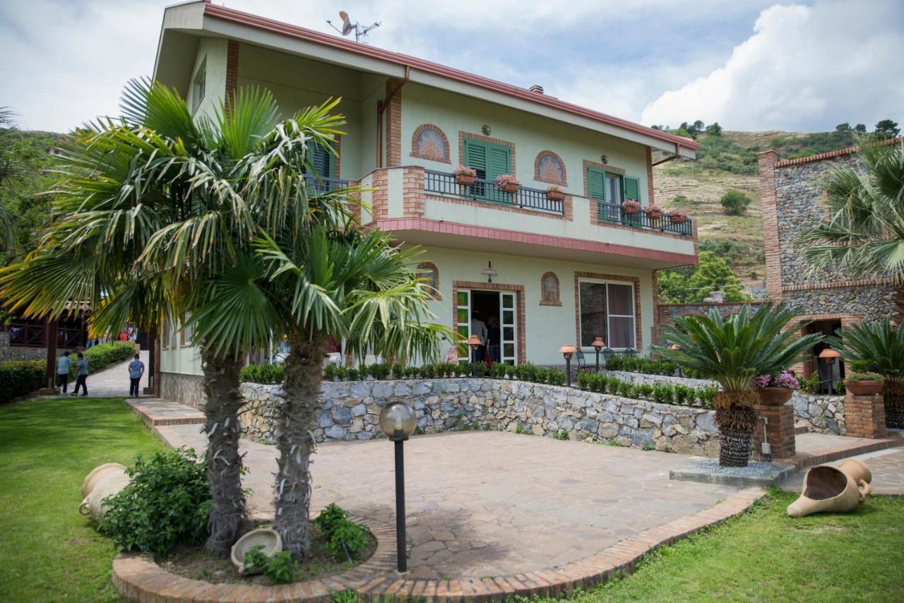B&B Villa Alba เมสซีนา ภายนอก รูปภาพ