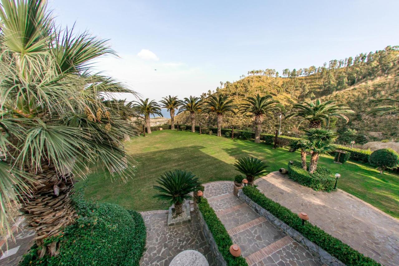 B&B Villa Alba เมสซีนา ภายนอก รูปภาพ